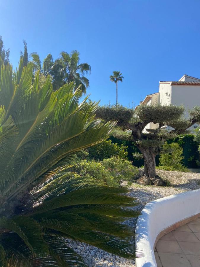 Jávea Esterno foto