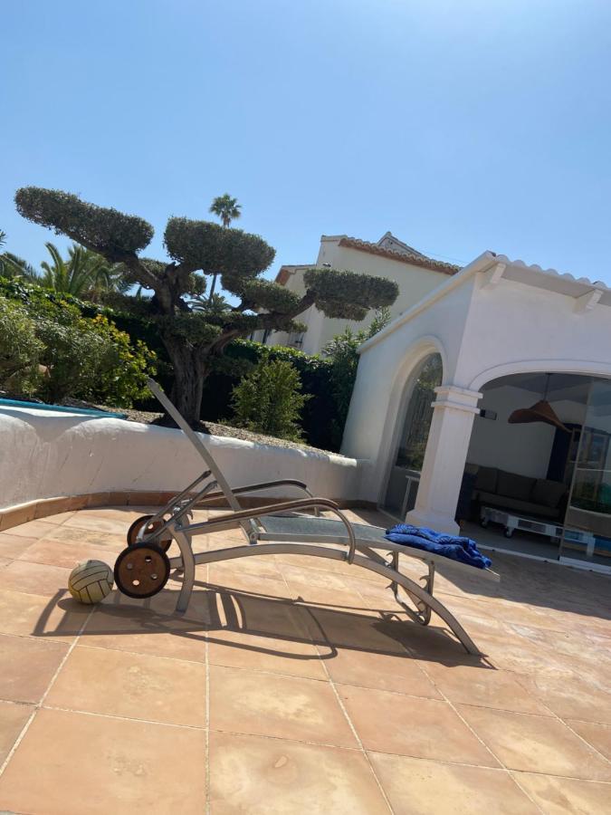 Jávea Esterno foto